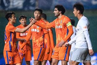 韩媒：中国足球遭羞辱，被首秀的塔吉克斯坦射门20脚，幸运打平